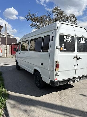 atego 815: Mercedes-Benz T1: 1993 г., 2.4 л, Ручные, Дизель, Бус — 4