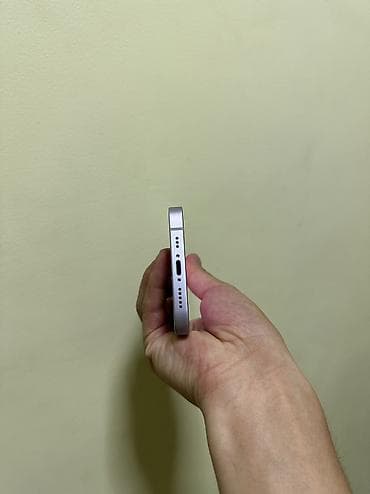 Автоэлектроника: IPhone 14, Б/у, 128 ГБ, Старлайт, Зарядное устройство, Защитное стекло, Чехол, 88 % — 6