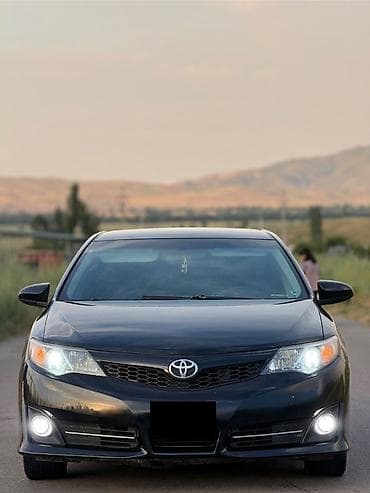 Toyota Camry: 2012 г., 2.5 л, Автомат, Бензин, Седан — 4
