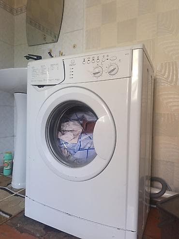 dekko plus: Стиральная машина Indesit WISL 62 - Фронтальная загрузка - Панель — 4