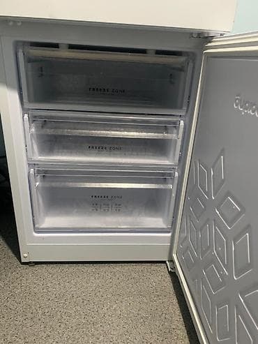 nikon d7100: Холодильник Biryusa, Новый, Двухкамерный — 6