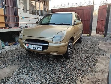 gilera runner: Daihatsu Sirion: 2000 г., 1 л, Автомат, Бензин, Хэтчбэк — 2