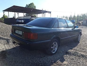 аудио адаптер: Audi 100: 1992 г., Седан — 10
