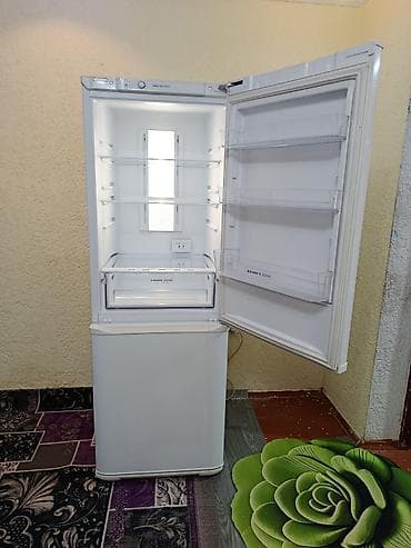 Техника и электроника: Холодильник Biryusa, Б/у, Двухкамерный, No frost, 60 * 180 * 60 — 6