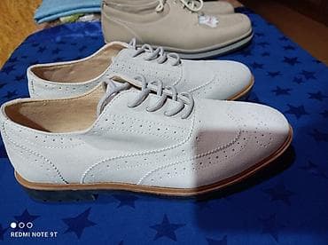 Айымдардын бут кийими: Две пары обуви. 1) Туфли Sioux (бирка на шнурке): - Цвет: бежевый — 2