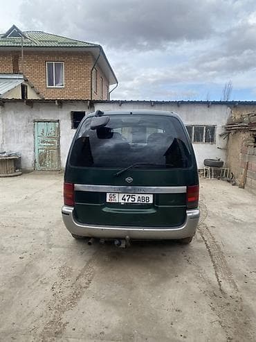 задаю: Nissan Serena: 2000 г., 1.6 л, Ручные, Газ, Минивэн — 1