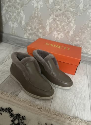 женские зимние сапоги из натуральной кожи и меха: Женские зимние полуботинки SARETI - Тип: утеплённые — 1