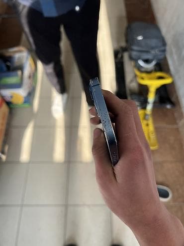 iphone 3g: IPhone 13, Б/у, 128 ГБ, Синий, 76 % — 3