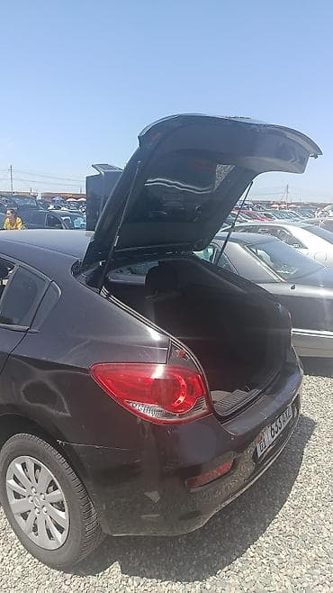 cruze: Chevrolet Cruze: 2012 г., 1.6 л, Автомат, Газ, Хэтчбэк — 6