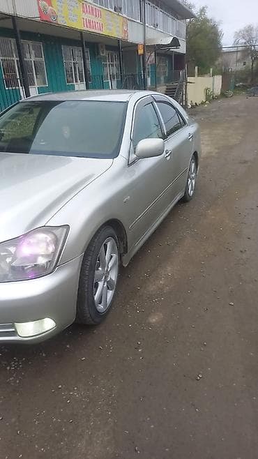 решетка радиатора на gx470: Toyota Crown: 2004 г., Автомат, Бензин, Седан — 3