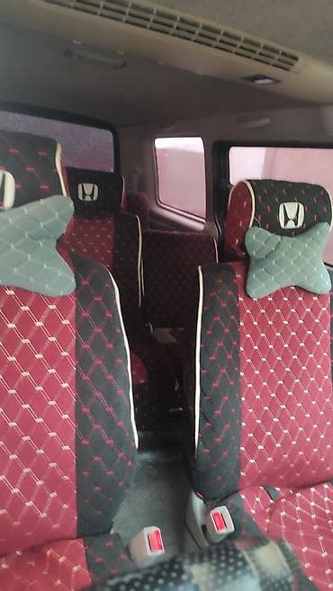 на прадо: Honda Stepwgn: 1996 г., 2 л, Автомат, Бензин, Минивэн — 5