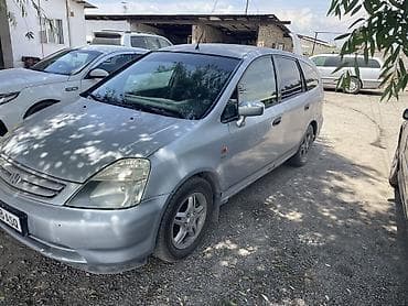 Унаа сатуу: Honda Stream: 2001 г., 1.7 л, Кол менен иштөөчү, Бензин, Вэн/Минивэн — 3