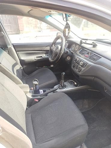 Продажа авто: Mitsubishi Lancer: 2006 г., 1.6 л, Механика, Бензин, Седан — 5