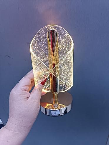 Жарык кылуу: Настольный LED-светильник с декоративным абажуром из прозрачного — 4
