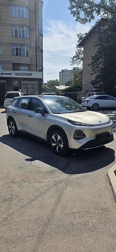 Changan Qiyuan Q05: 2026 г., Электромобиль, Кроссовер