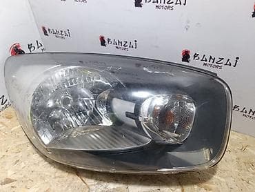 uz fe: Передняя правая фара Kia 2013 г., Б/у, Оригинал — 1