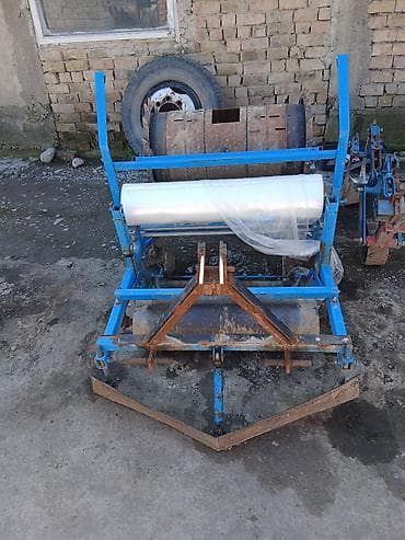 картофельный сажалка: Пленкоукладчик для овощных культур (картофель, бахчевые, клубника и — 1