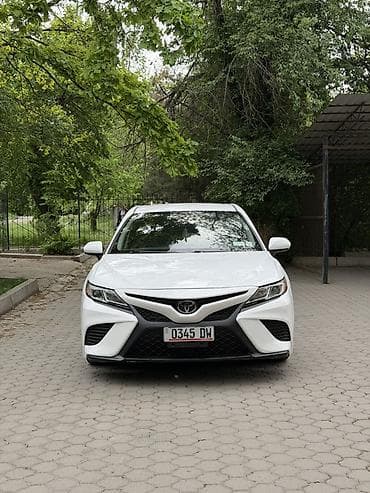 бампер таета виш: Toyota Camry: 2019 г., 2.5 л, Автомат, Бензин, Седан — 2