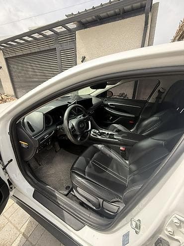 tesla model 3: Hyundai Sonata: 2019 г., 2 л, Автомат, Газ, Фастбек — 5