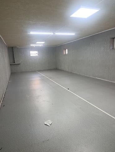 аренда яхта: Сдаётся в аренду помещение площадью 70 квадратных метров. Помещение — 3