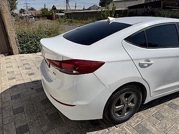 видно: Hyundai Elantra: 2018 г., 1.4 л, Автомат, Бензин, Седан — 6