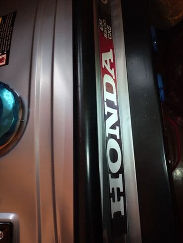 обмен на цивик: Продам новенький бензиновый генератор с воздушным охлаждением "Хонда" — 4