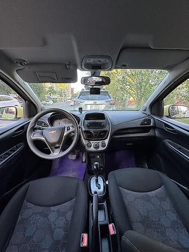 Chevrolet Spark: 2017 г., 1 л, Вариатор, Бензин, Хэтчбэк — 6
