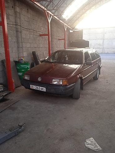 Volkswagen: Volkswagen Passat Variant: 1991 г., Механика, Бензин, Универсал — 1