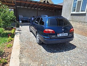 Унаа: Toyota Avensis: 2002 г., 1.8 л, Кол менен иштөөчү, Бензин, Универсал — 4