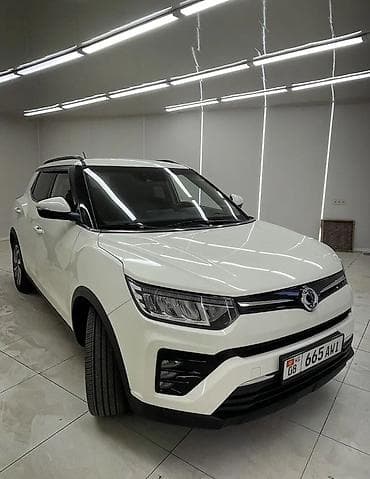 бампер передний виш: Ssangyong Tivoli: 2020 г., 1.6 л, Автомат, Дизель, Кроссовер — 3