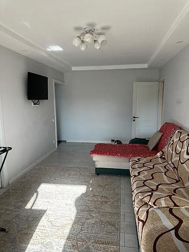 hostel osh: 2 комнаты, 43 м², 104 серия, 4 этаж, Косметический ремонт — 5