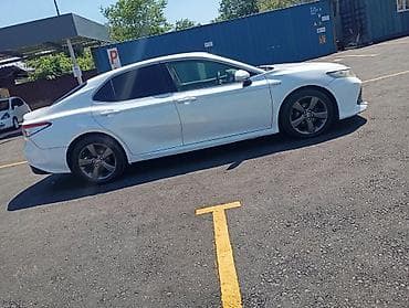 camry 5: Toyota Camry: 2018 г., 2.5 л, Автомат, Гибрид, Седан — 3