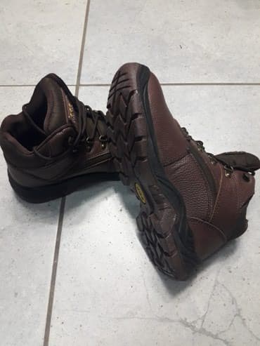 продаю связи с переездом: Продаются оптом и в розницу рабочие ботинки фирмы ROP — 1