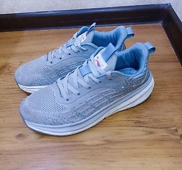 мужские кроссовки б у: Размер 40 вотл.сост — 1