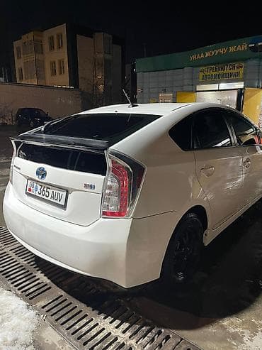 тойота приус с: Toyota Prius: 2012 г., 1.8 л, Вариатор, Гибрид, Хэтчбэк — 2