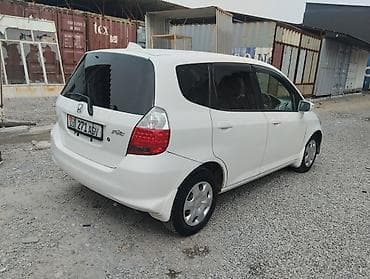 запчасти на фит мотор: Honda Fit: 2005 г., 1.3 л, Вариатор, Бензин, Хэтчбэк — 2