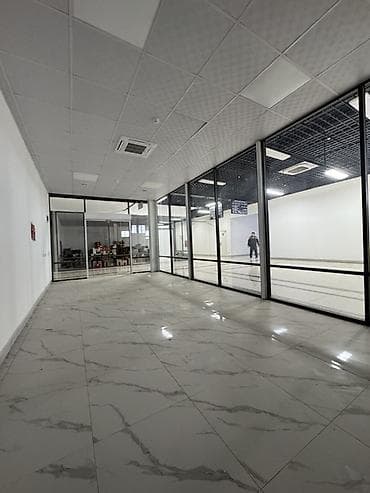 отдел цум: Продажа бутиков В торговом центре, 32 м², 1 этаж — 3