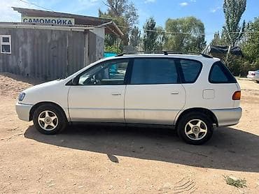 с кореи: Toyota Picnic: 1999 г., 2 л, Механика, Дизель, Минивэн — 2