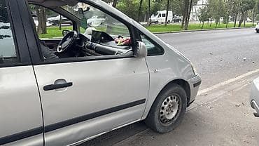 Унаа: Mini : 2002 г., 1.9 л, Кол менен иштөөчү, Дизель, Вэн/Минивэн — 4