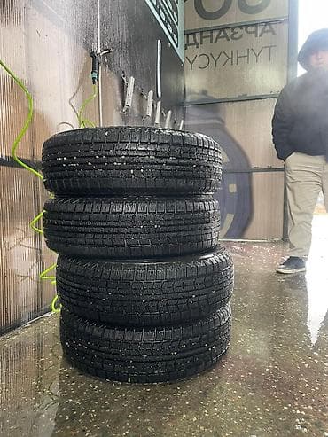 Зима комплект сатылат машинага салынган 1 ай турган ошол менен машина