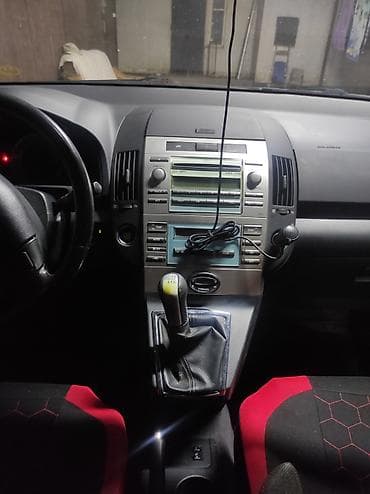 на corolla: Toyota Corolla Verso: 2009 г., 2.2 л, Механика, Дизель, Минивэн — 1