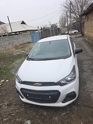 matiz 3: Chevrolet Spark: 2017 г., 1 л, Автомат, Бензин, Хэтчбэк — 1