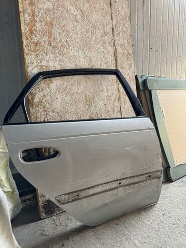 зеркало напольное бишкек: Задняя правая Toyota, Б/у, Оригинал — 4