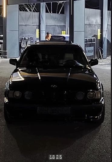 bmb x5: BMW M5: 1988 г., Седан — 8