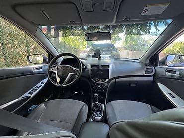 хундай солярис 2012: Hyundai Solaris: 2011 г., 1.4 л, Механика, Бензин, Хэтчбэк — 2