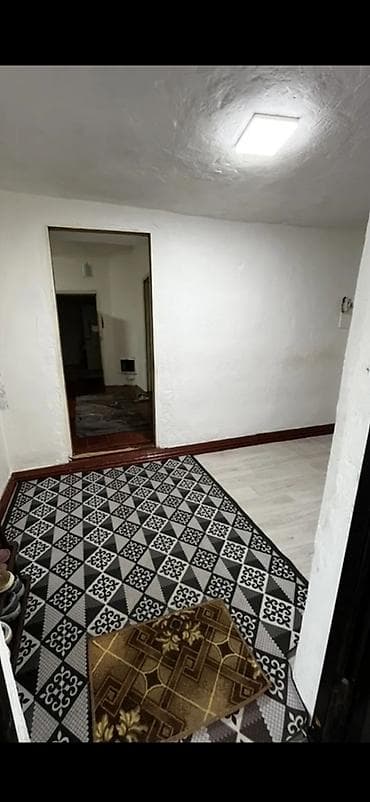 продаю дом бишкек ынтымак: 70 м², 4 бөлмө, Забор, тосулган — 1