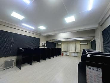 Аренда офисов, 274 м², В жилом комплексе, С отдельной кухней, С отдельным входом, С отдельным сан узлом — 1