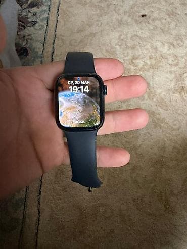 se 44: Apple Watch (8 серия), состояние новое, корпус темный, размер экрана — 2