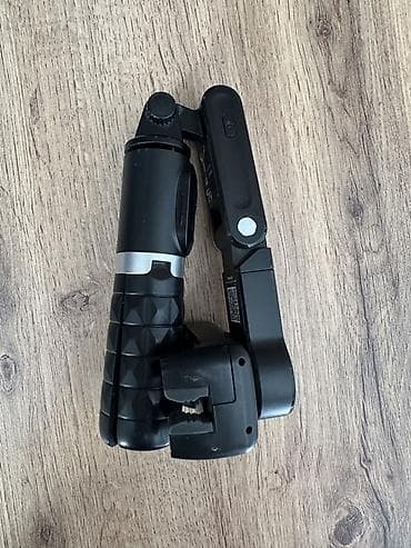 flip 3: Селфи-палка‑штатив с Bluetooth-пультом и LED-подсветкой - Компактная — 1