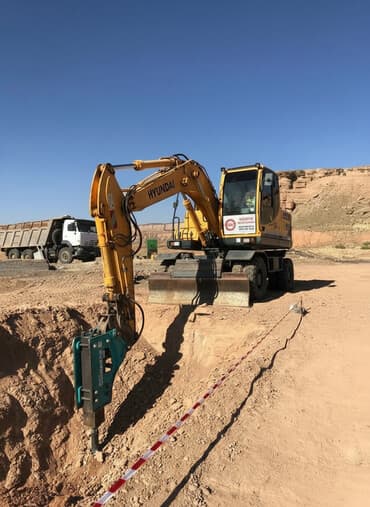 услуги эксковатора кант: Экскаватор | Выкорчевывание пней, Траншеи, Котлованы — 1